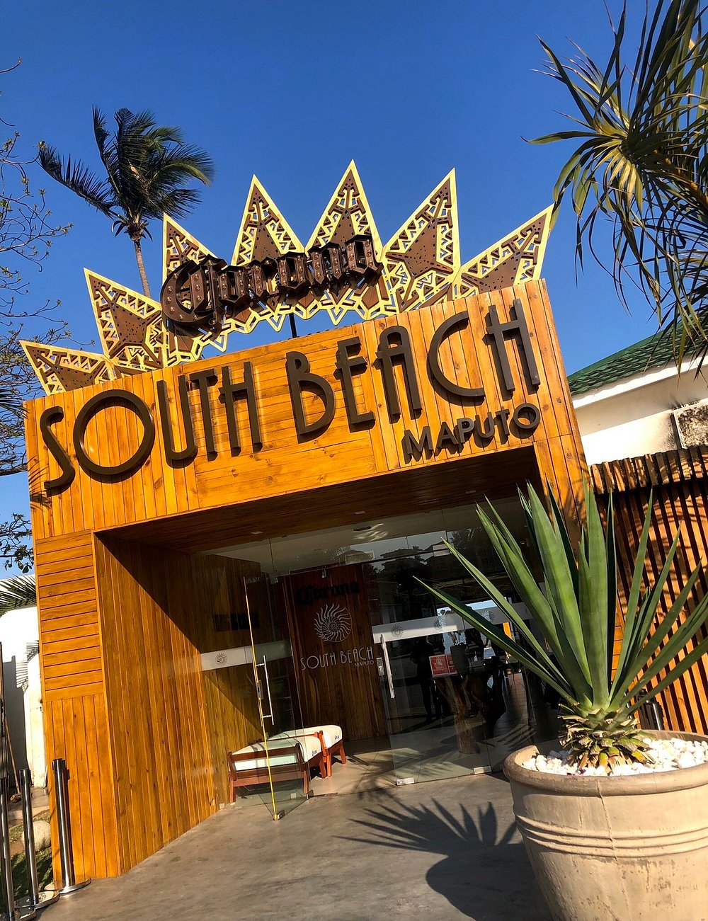South Beach Club, Mozambique